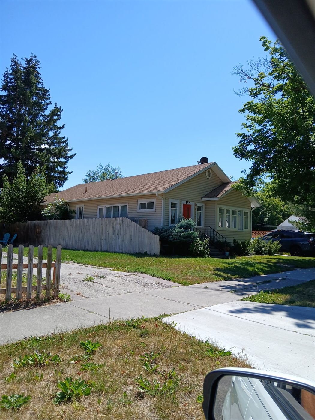New asphalt shingle roof on a single-story residential home in Southeastern Idaho